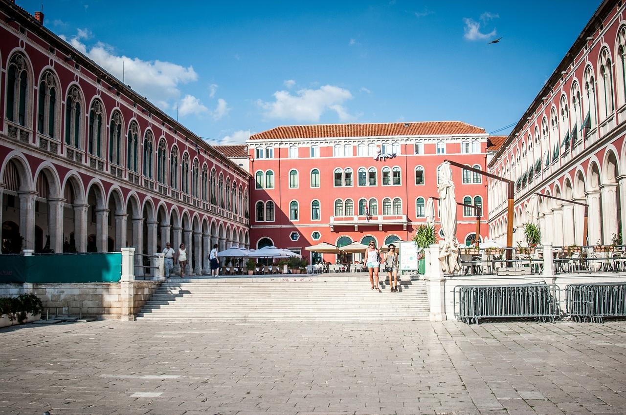 A Quiet Apartment With Balcony In Split Luaran gambar
