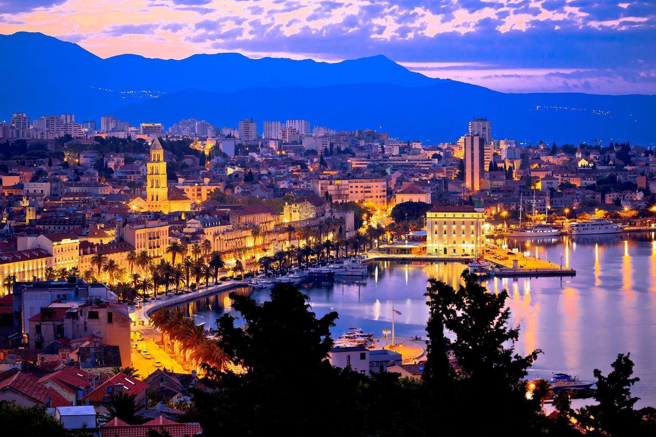 A Quiet Apartment With Balcony In Split Luaran gambar